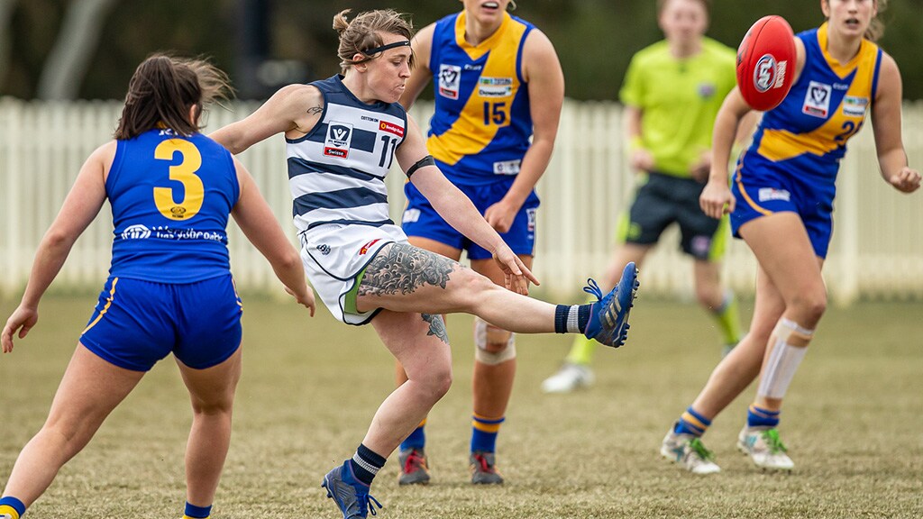 2019_08_18_VFLW_HERO.jpg Jaime Woollett snaps truly in the final term. - Geelong Cats